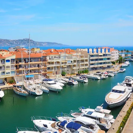 Club Nautic-25 By Interhome Empuriabrava